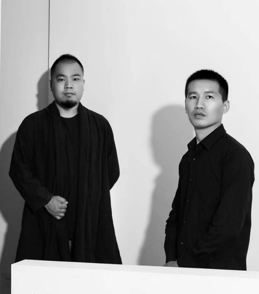 黄圆满 / 李良超